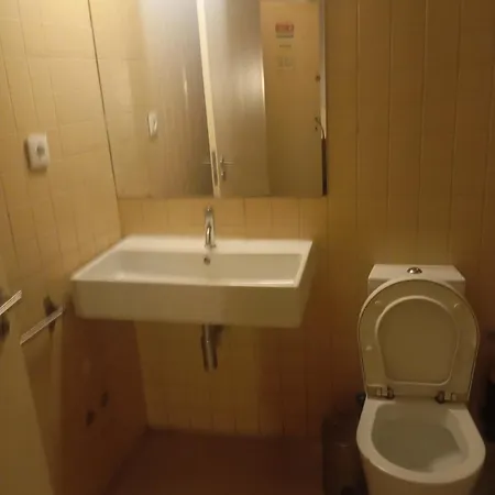 Telhado Solitario Apartman Porto